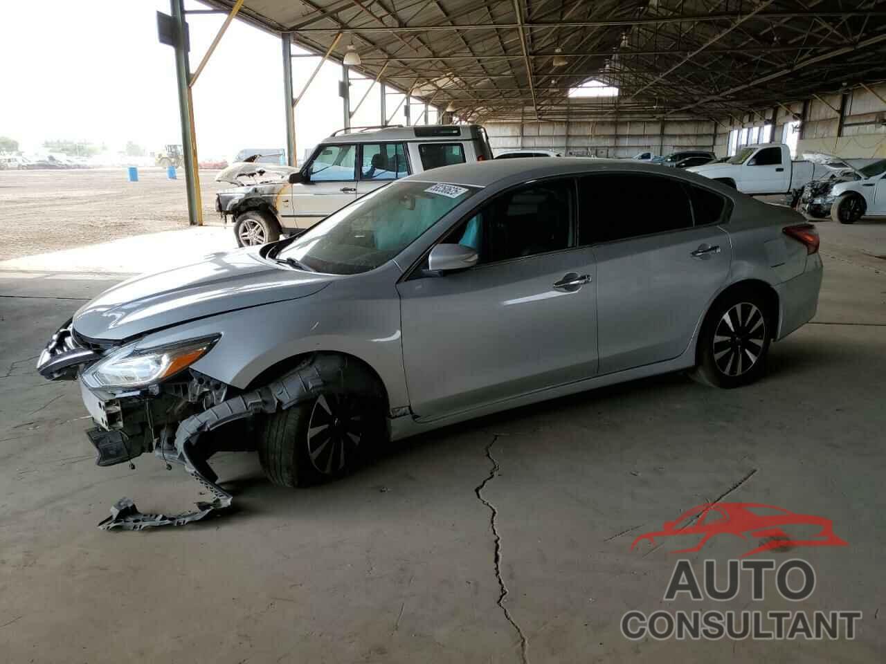 NISSAN ALTIMA 2018 - 1N4AL3AP5JC170188