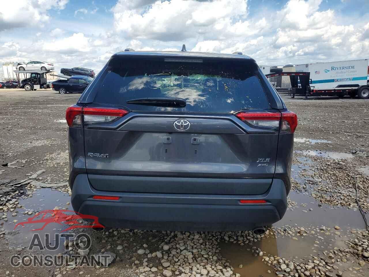 TOYOTA RAV4 2019 - JTMP1RFV3KJ005743