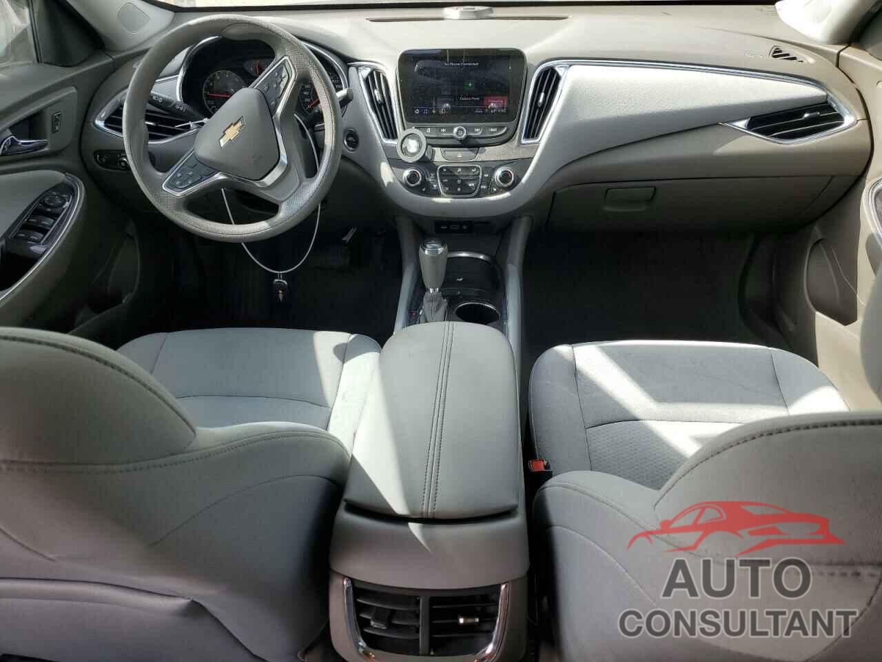 CHEVROLET MALIBU 2019 - 1G1ZD5ST0KF209845