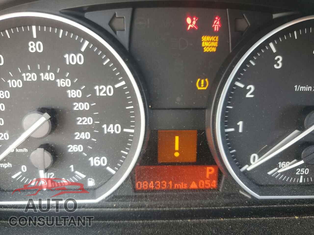BMW 1 SERIES 2012 - WBAUC9C5XCVM12726