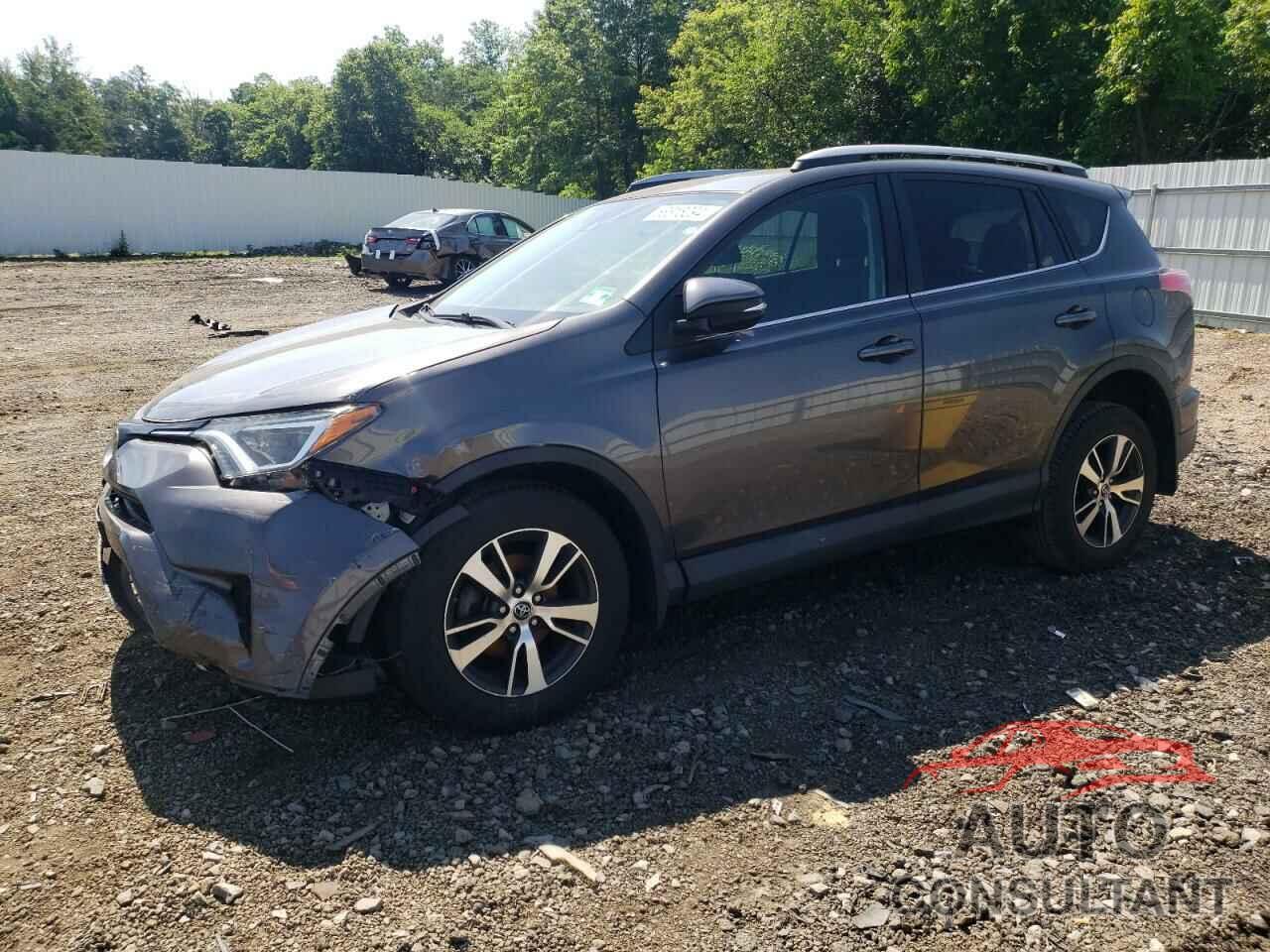 TOYOTA RAV4 2018 - 2T3RFREV3JW794438