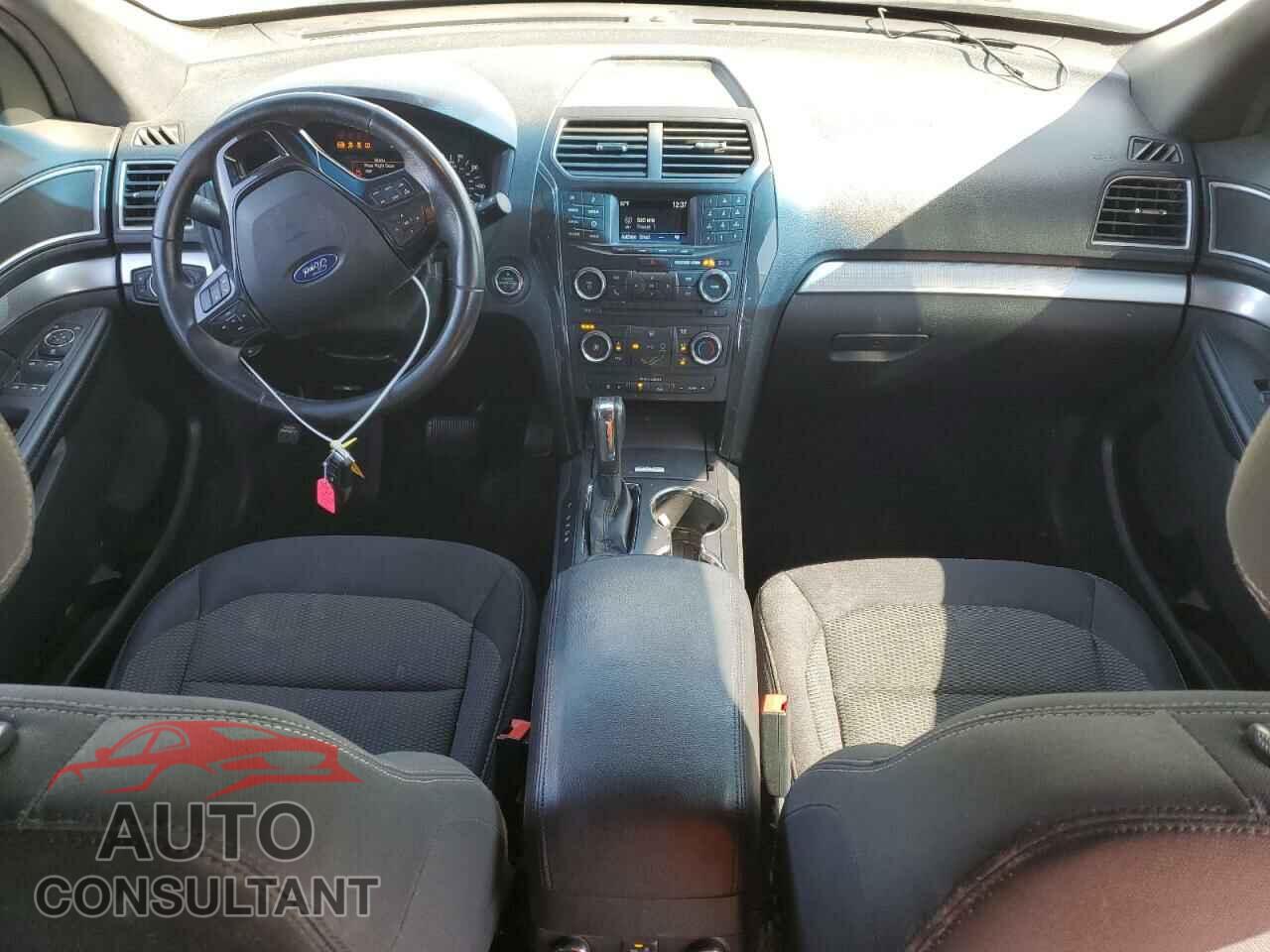 FORD EXPLORER 2017 - 1FM5K8D82HGC48313