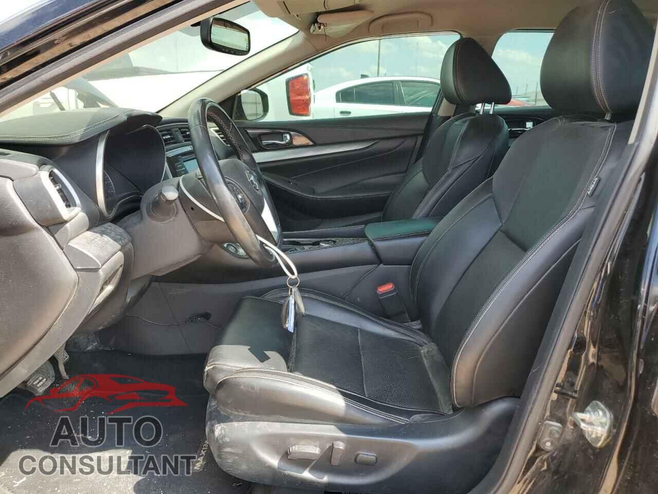 NISSAN MAXIMA 2017 - 1N4AA6AP2HC373881