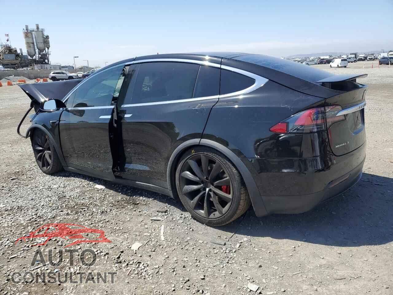TESLA MODEL X 2018 - 5YJXCBE49JF142945