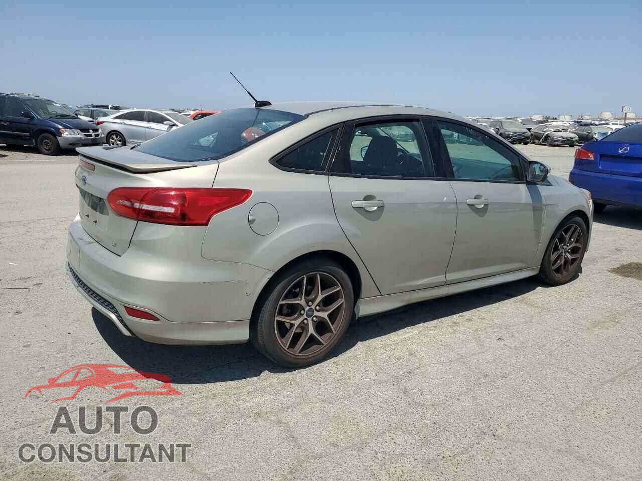 FORD FOCUS 2015 - 1FADP3F29FL281543