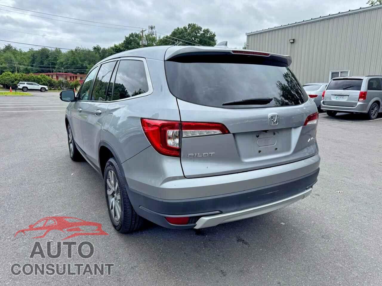 HONDA PILOT 2019 - 5FNYF6H31KB091237