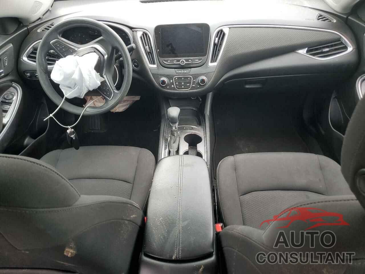 CHEVROLET MALIBU 2021 - 1G1ZD5ST3MF009609