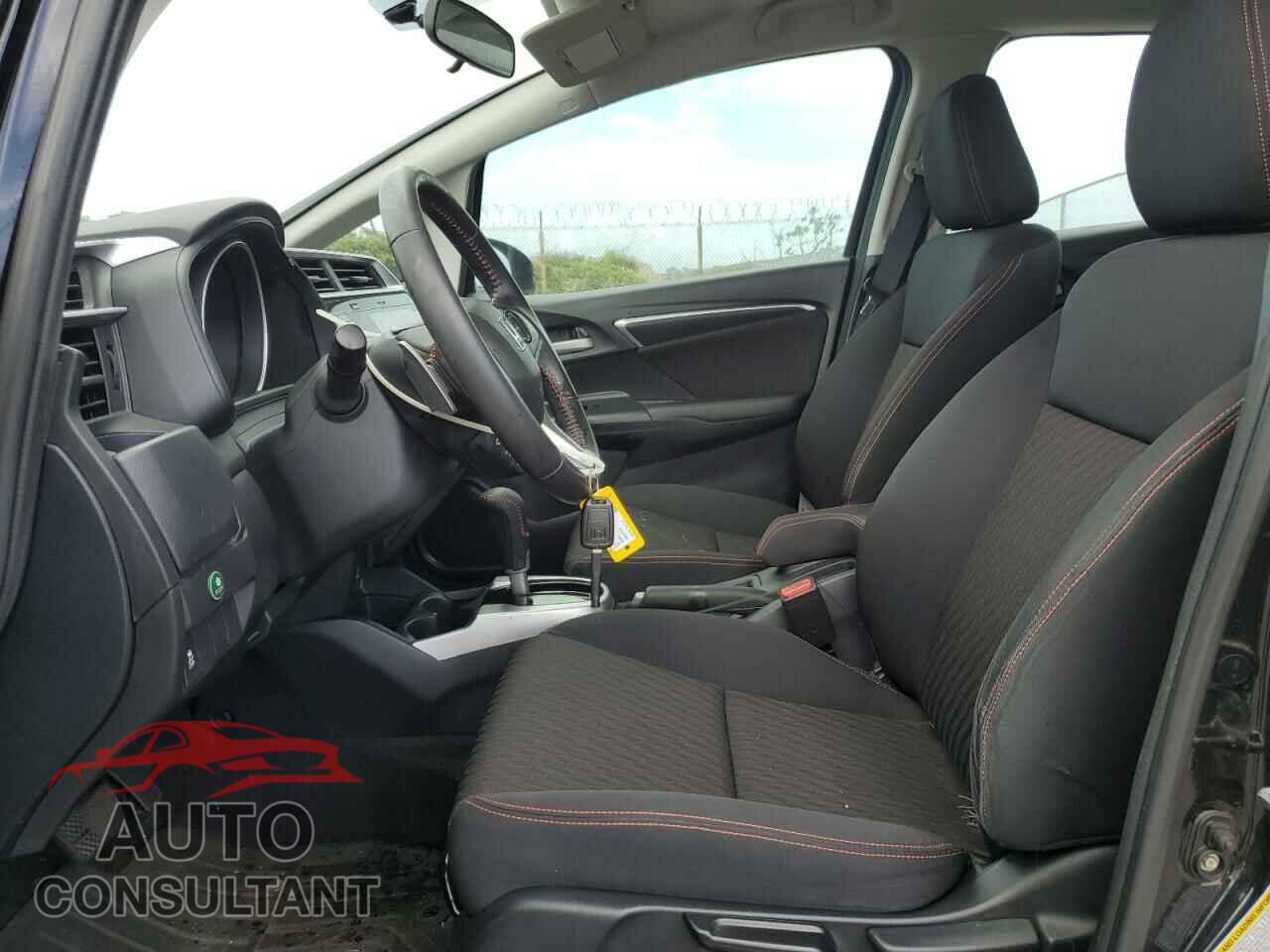 HONDA FIT 2019 - 3HGGK5H66KM718135