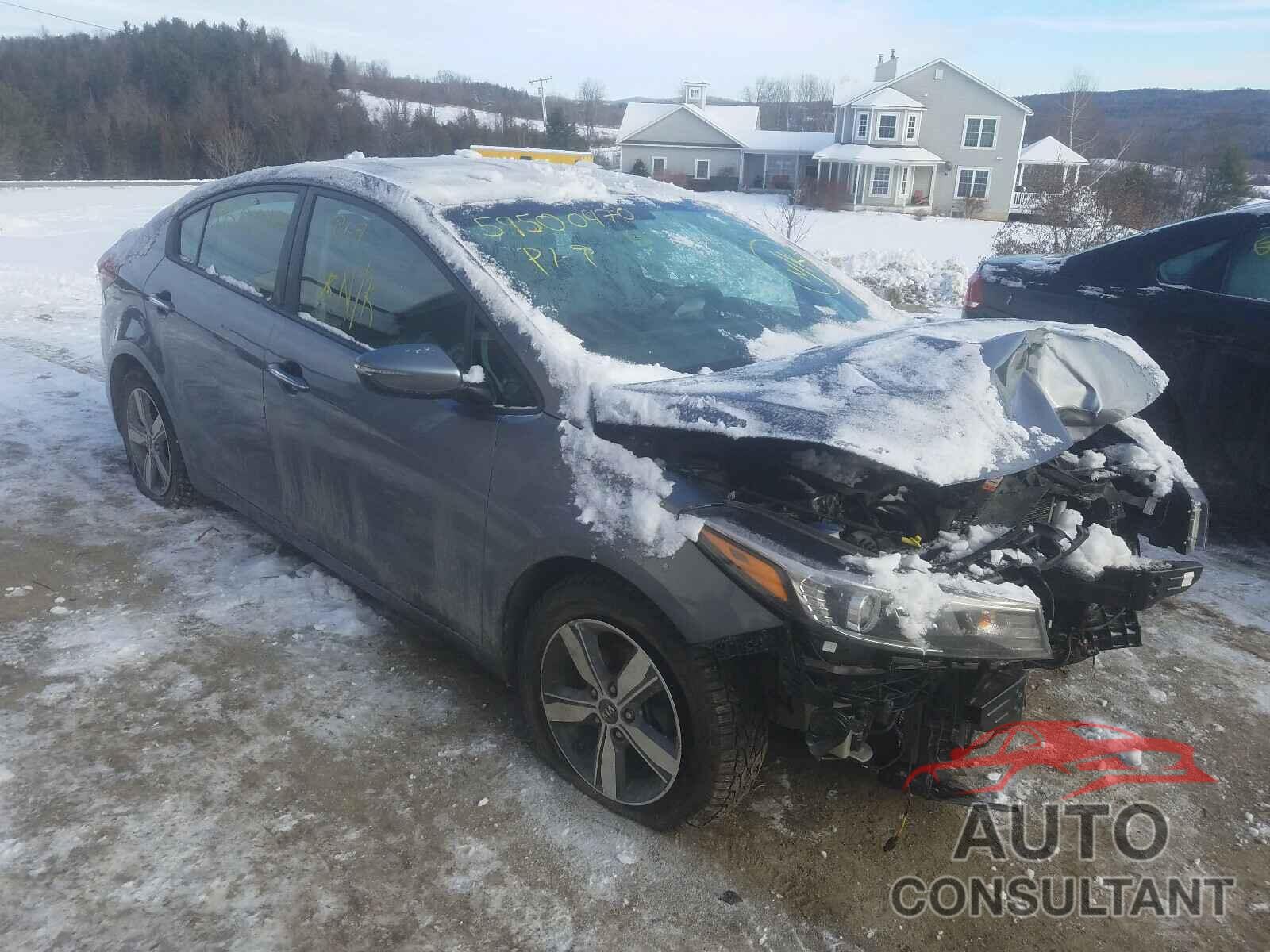 KIA FORTE 2018 - 3KPFL4A77JE213542