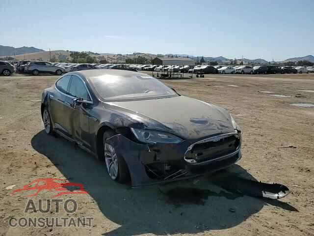 TESLA MODEL S 2013 - 5YJSA1AC9DFP10400