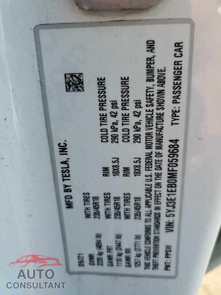 TESLA MODEL 3 2021 - 5YJ3E1EB0MF059684