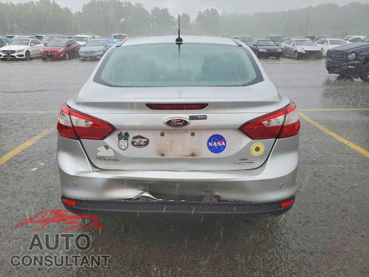 FORD FOCUS 2014 - 1FADP3F27EL269891