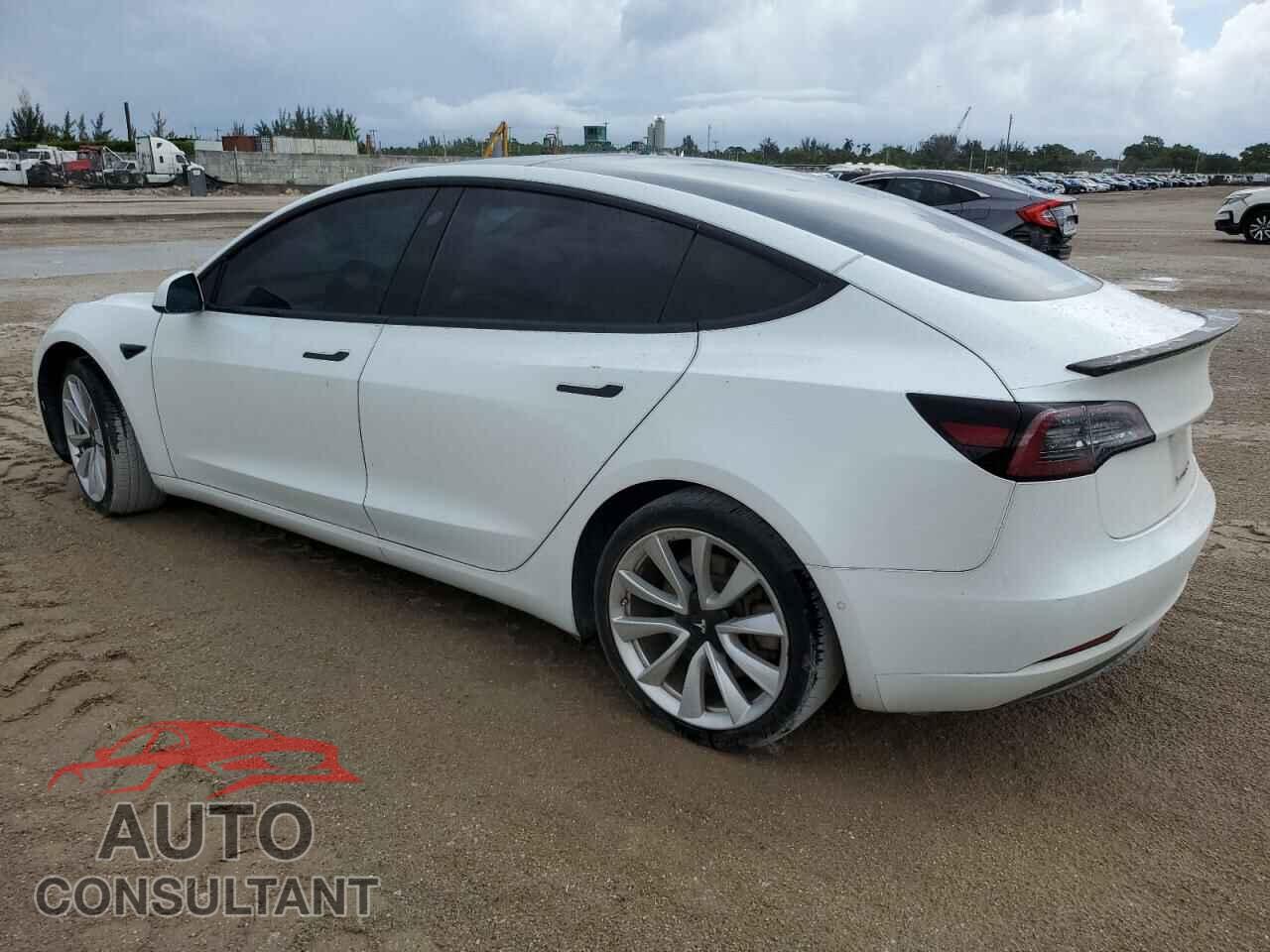 TESLA MODEL 3 2018 - 5YJ3E1EA4JF053647