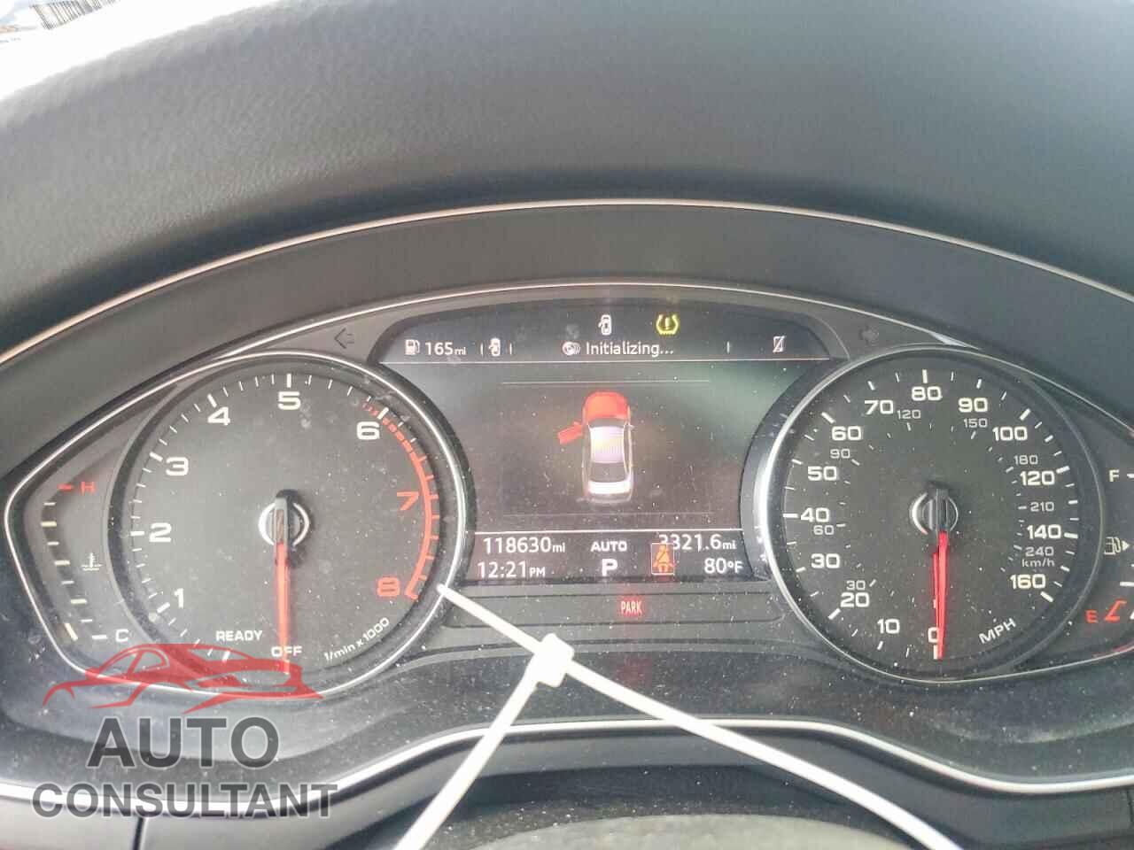 AUDI A4 2018 - WAUDNAF43JA019282