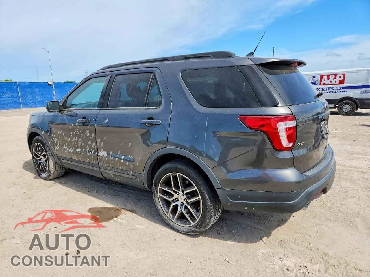 FORD EXPLORER 2018 - 1FM5K7DH3JGB75212