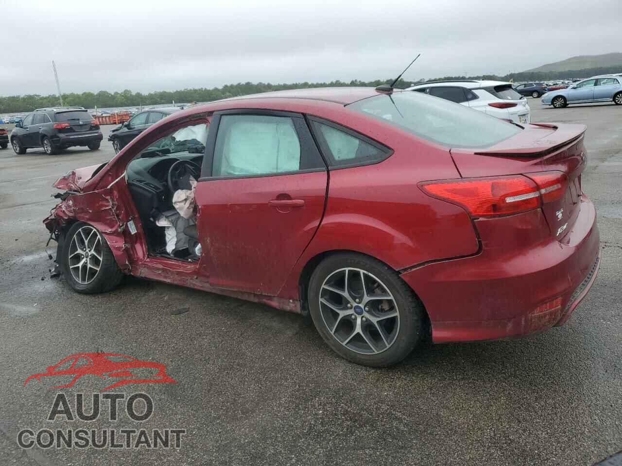 FORD FOCUS 2015 - 1FADP3F25FL381820