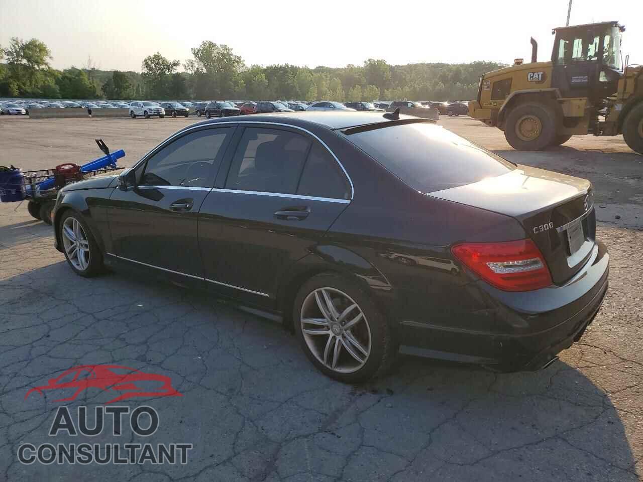 MERCEDES-BENZ C-CLASS 2012 - WDDGF8BB2CR205092