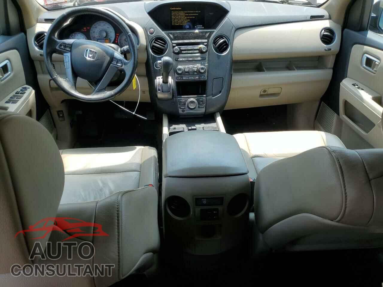 HONDA PILOT 2015 - 5FNYF4H77FB034781