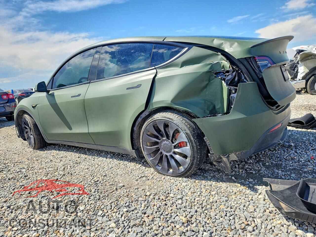 TESLA MODEL Y 2024 - 7SAYGDEFXRF024097