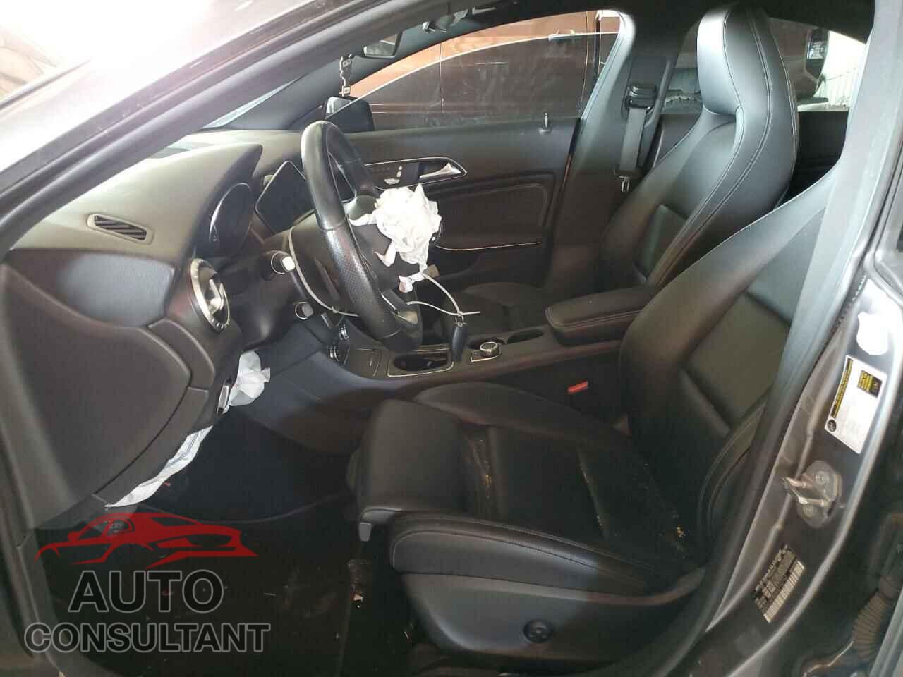 MERCEDES-BENZ CLA-CLASS 2019 - WDDSJ4EB5KN770732
