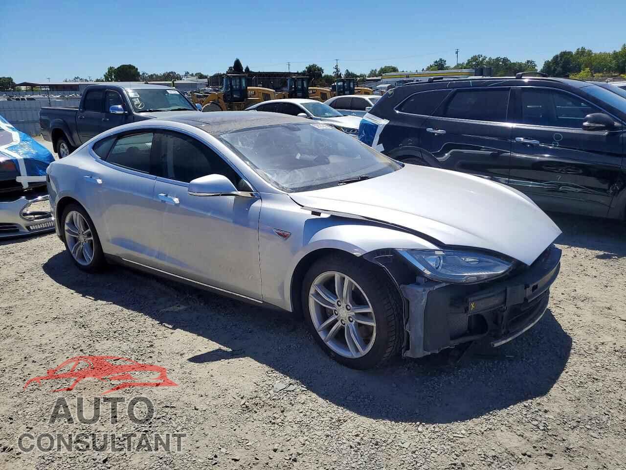 TESLA MODEL S 2013 - 5YJSA1CN5DFP07170