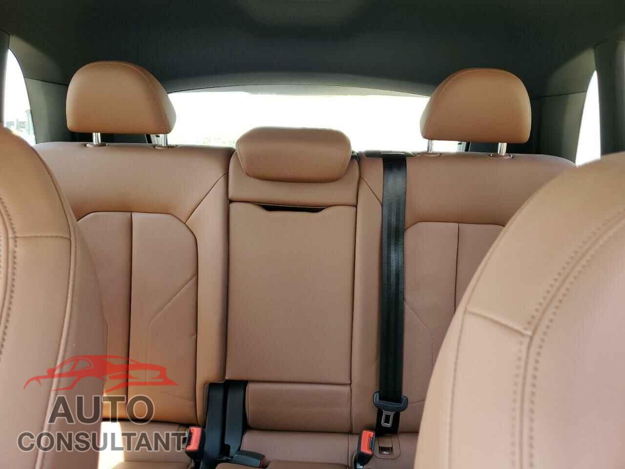 AUDI Q3 2021 - WA1DECF35M1112003