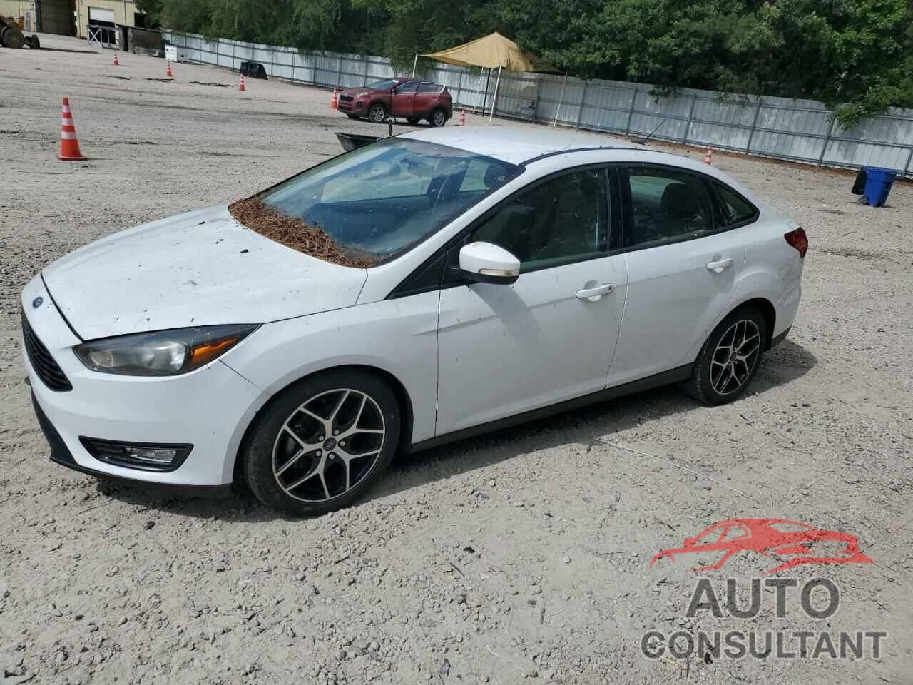 FORD FOCUS 2017 - 1FADP3FE5HL221675