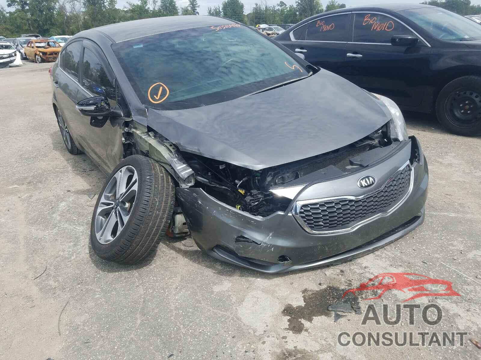 KIA FORTE 2016 - KNAFX4A87G5444505