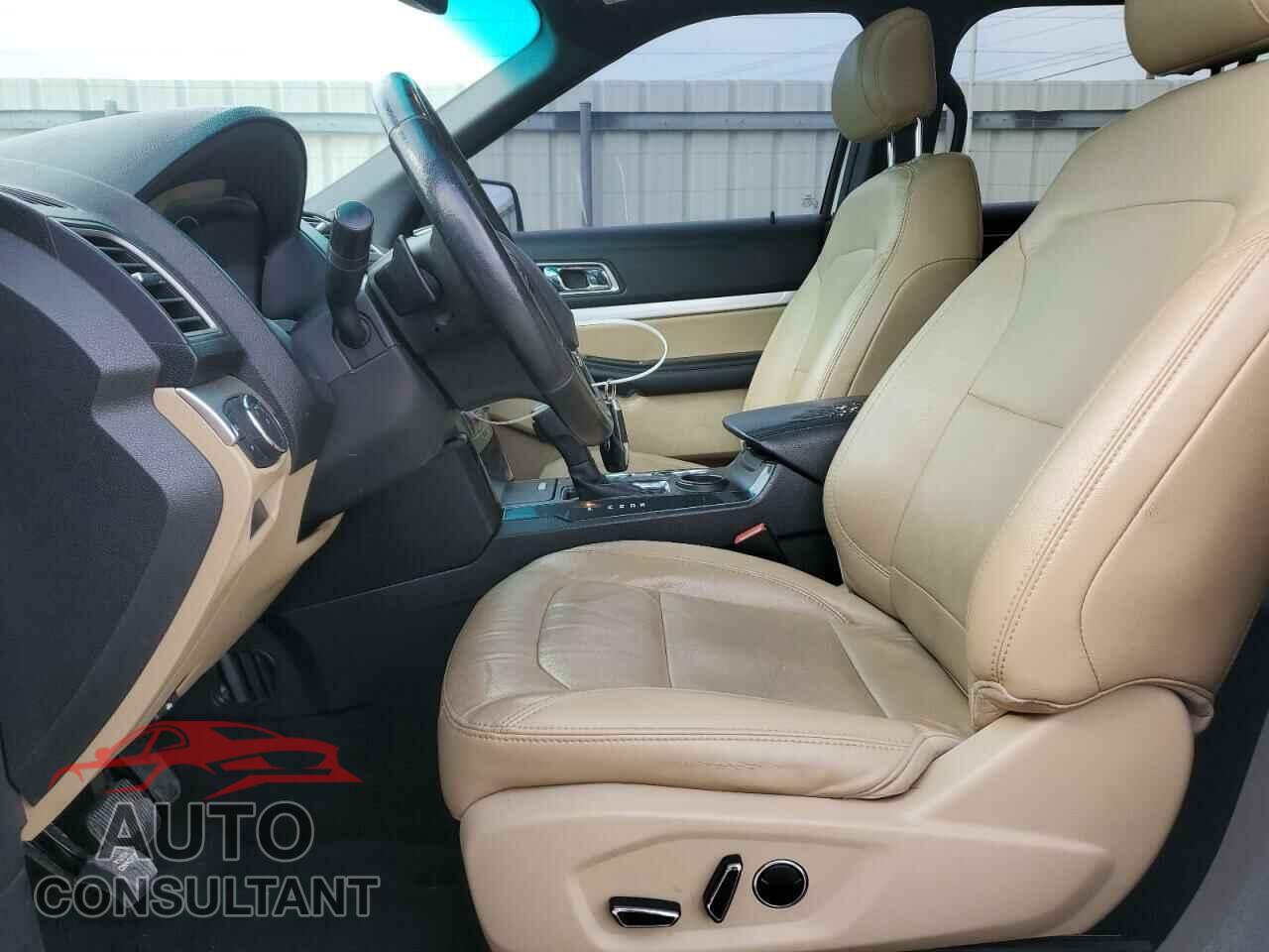 FORD EXPLORER 2017 - 1FM5K7D88HGA01467