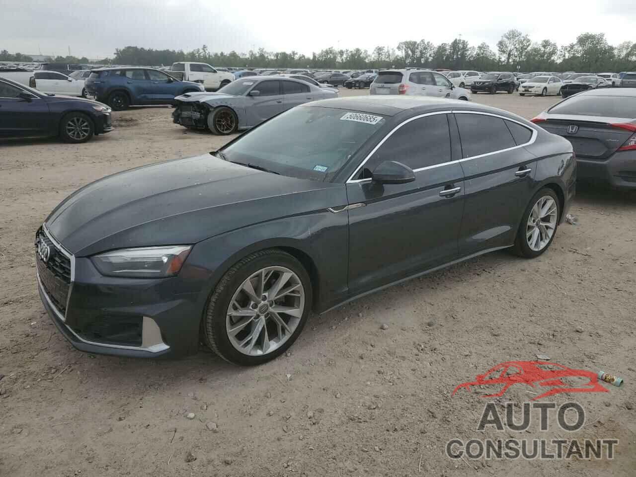 AUDI A5 2021 - WAUABCF58MA007195