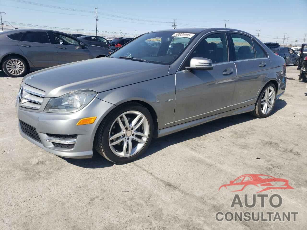 MERCEDES-BENZ C-CLASS 2012 - WDDGF4HBXCR203607