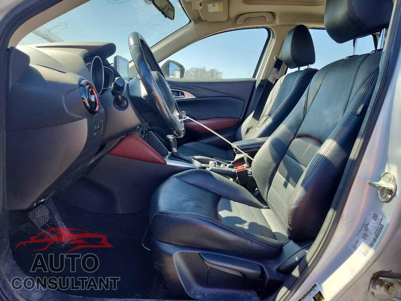 MAZDA CX-3 2017 - JM1DKFC70H0159698