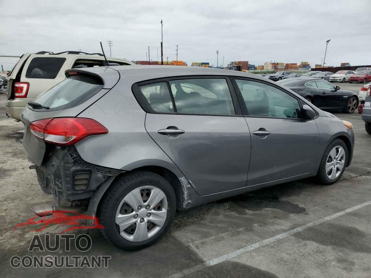 KIA FORTE 2016 - KNAFK5A83G5638971