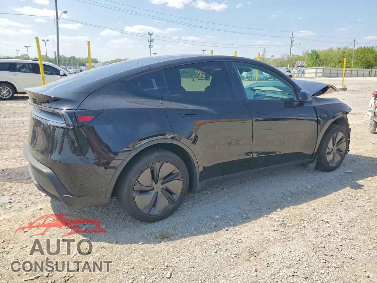 TESLA MODEL Y 2026 - 7SAYGDED2TF421843