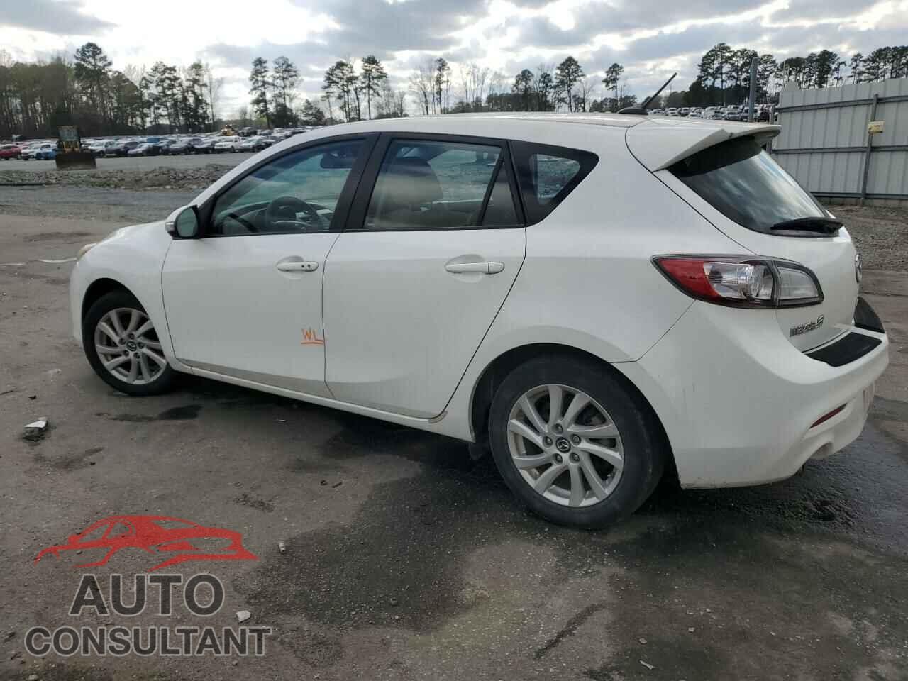 MAZDA 3 2013 - JM1BL1M7XD1833172