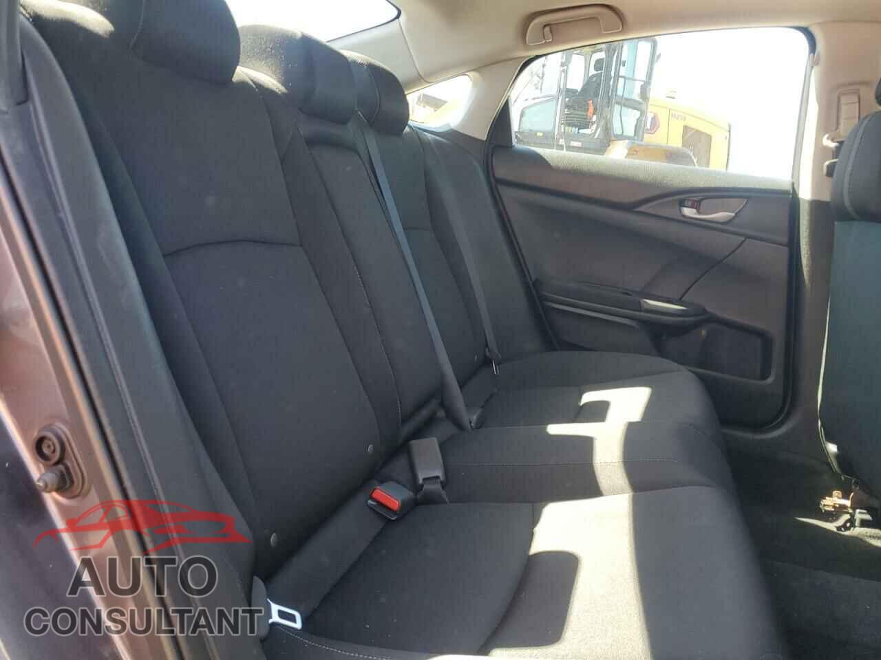 HONDA CIVIC 2017 - 2HGFC2F70HH566637