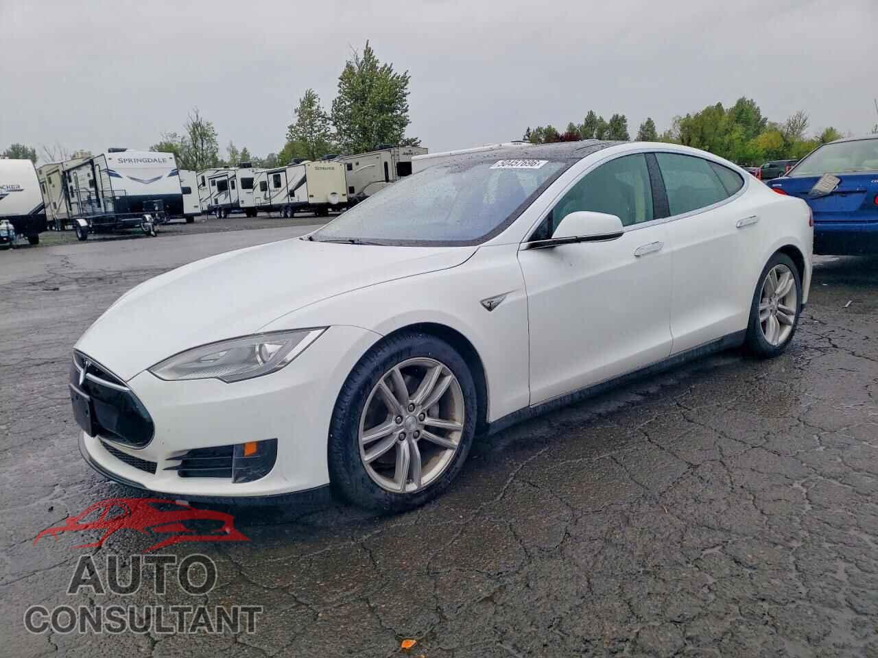 TESLA MODEL S 2013 - 5YJSA1DN7DFP12983