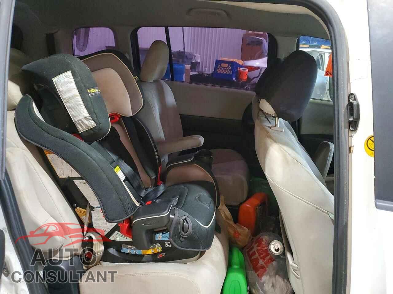 MAZDA 5 2012 - JM1CW2BL3C0120149
