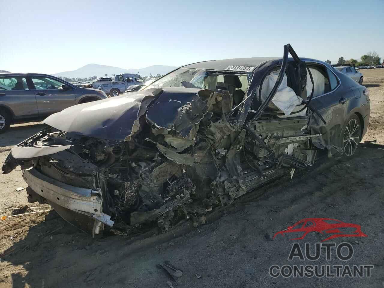 TOYOTA CAMRY 2018 - 4T1B11HK6JU665797