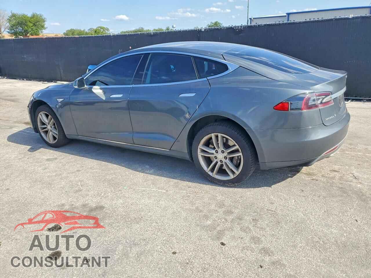 TESLA MODEL S 2012 - 5YJSA1DN9CFP02793