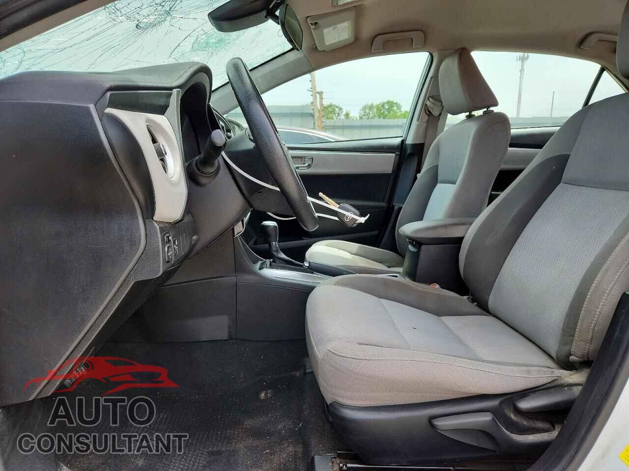 TOYOTA COROLLA 2017 - 5YFBURHEXHP607610