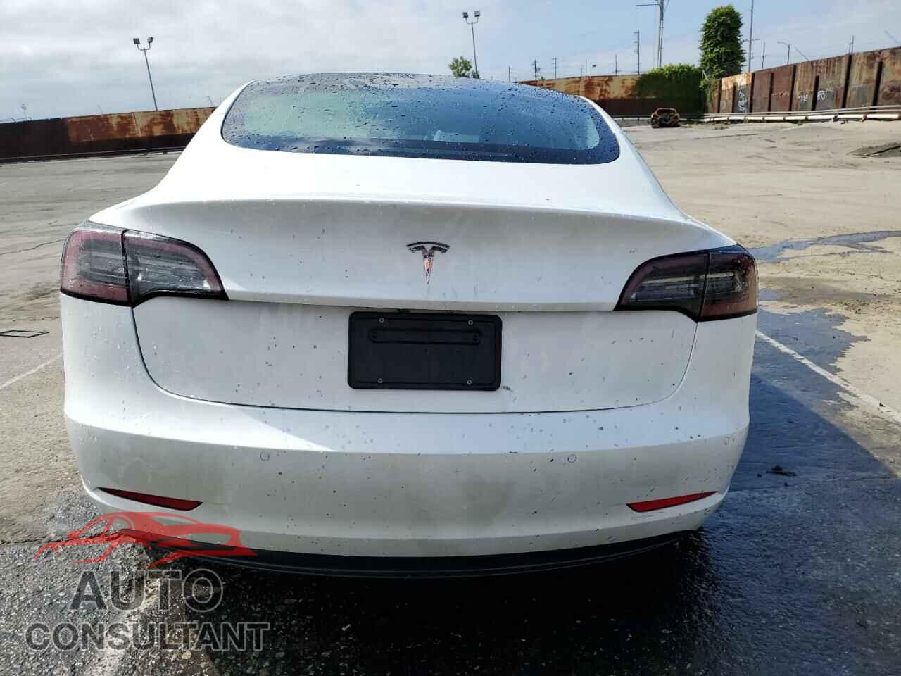 TESLA MODEL 3 2022 - 5YJ3E1EA6NF143002