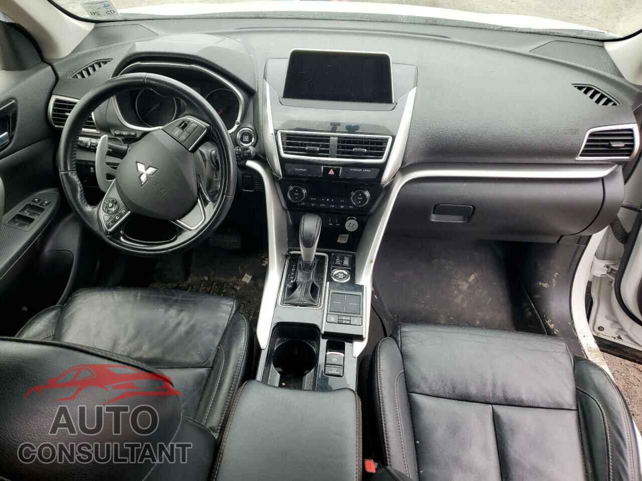 MITSUBISHI ECLIPSE 2018 - JA4AT5AA6JZ040719