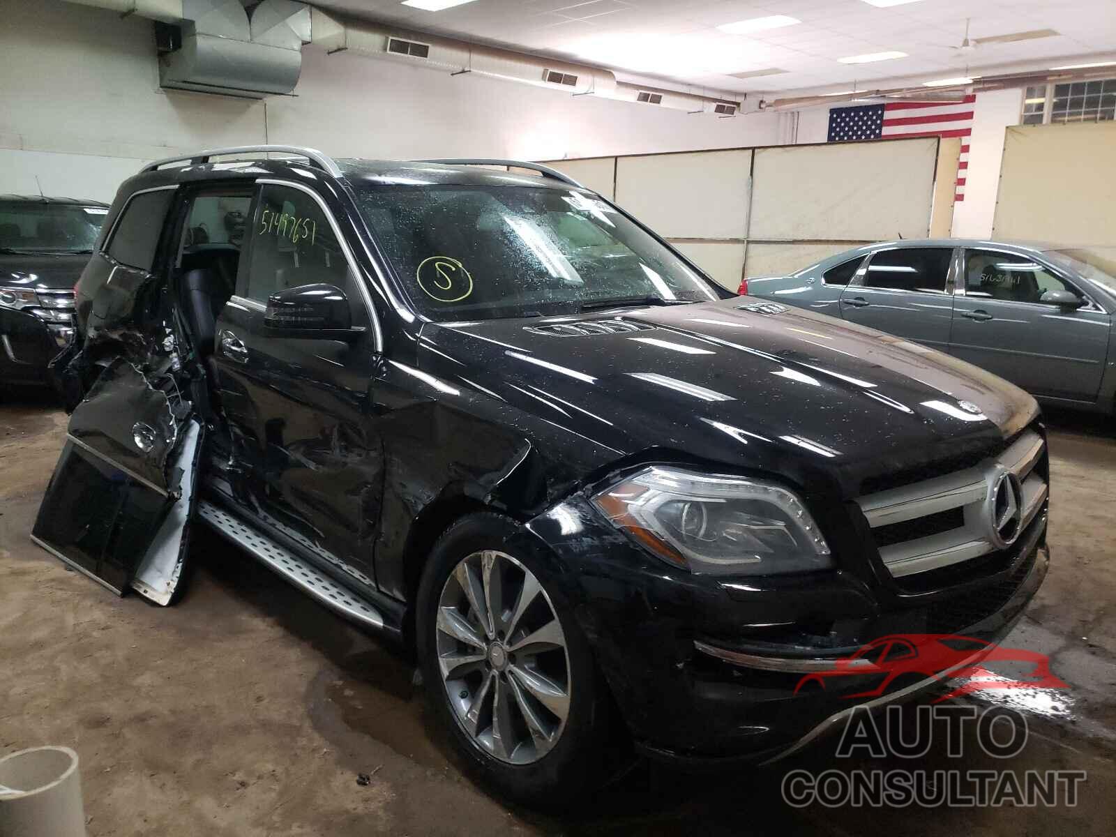 MERCEDES-BENZ GL-CLASS 2016 - 4JGDF6EE0GA642015