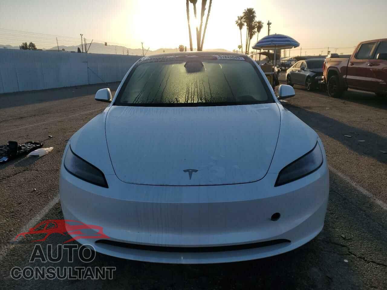 TESLA MODEL 3 2024 - 5YJ3E1EA8RF862516