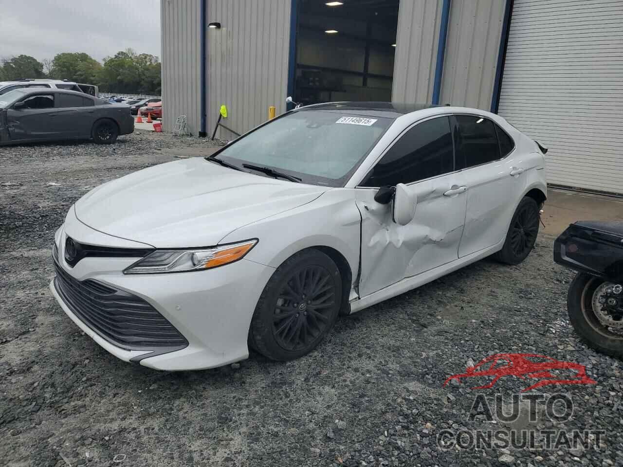 TOYOTA CAMRY 2018 - 4T1BZ1HK1JU018104