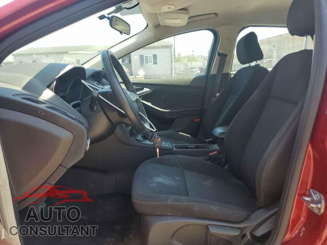 FORD FOCUS 2017 - 1FADP3F24HL256908