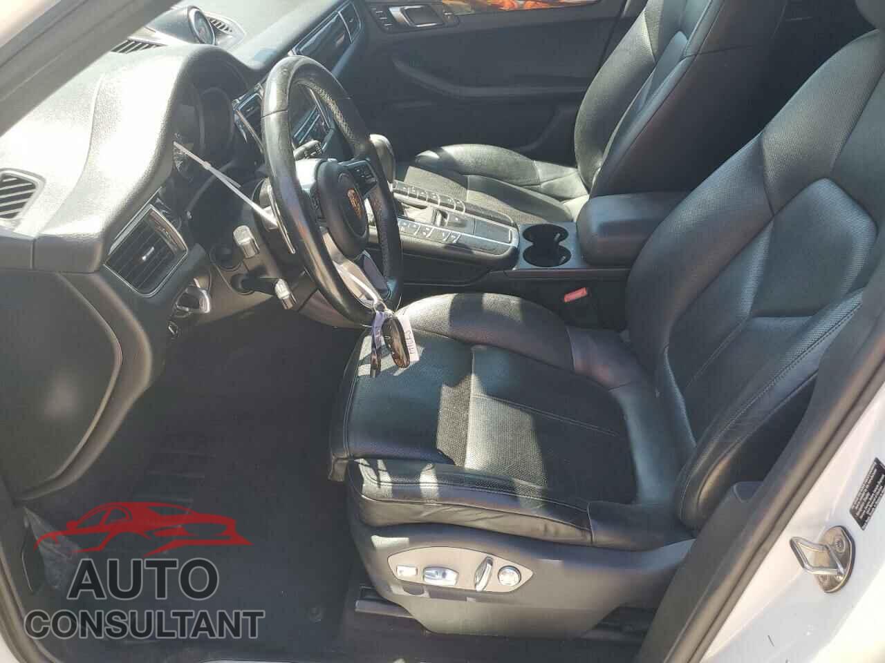 PORSCHE MACAN 2016 - WP1AB2A51GLB40070