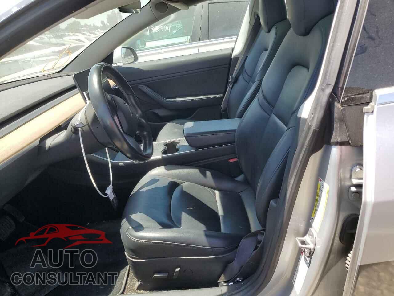 TESLA MODEL 3 2018 - 5YJ3E1EA8JF012843