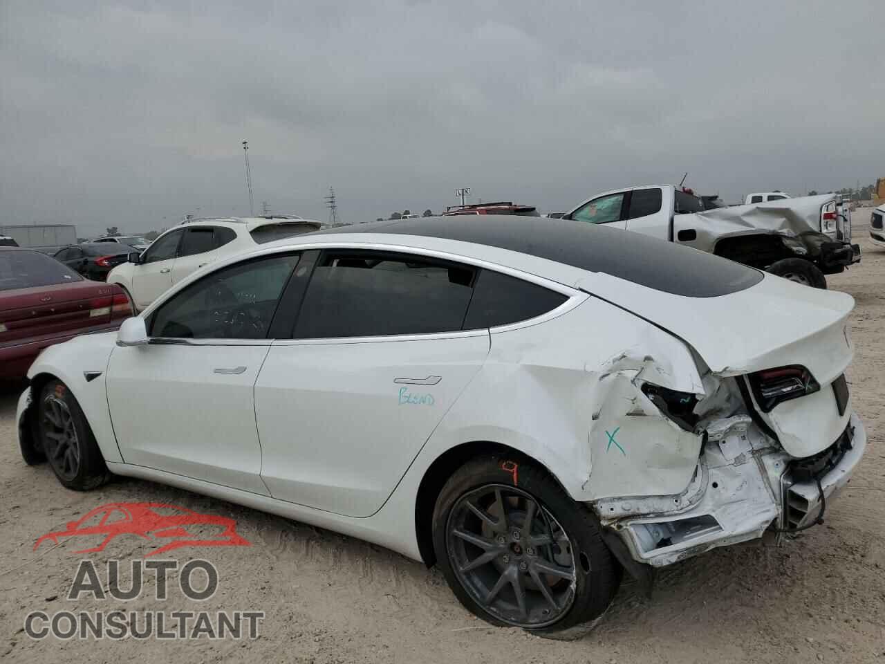 TESLA MODEL 3 2018 - 5YJ3E1EA4JF162061